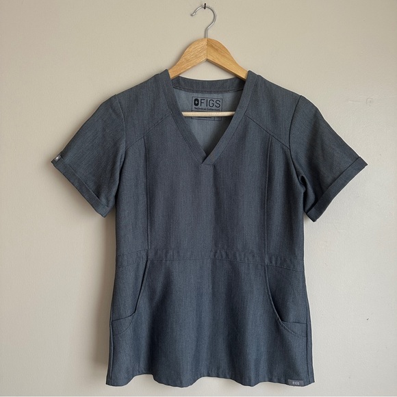Figs Technical Collection Flores Scrub Top Gray Graphite Short Sleeve Size XS - Picture 1 of 10